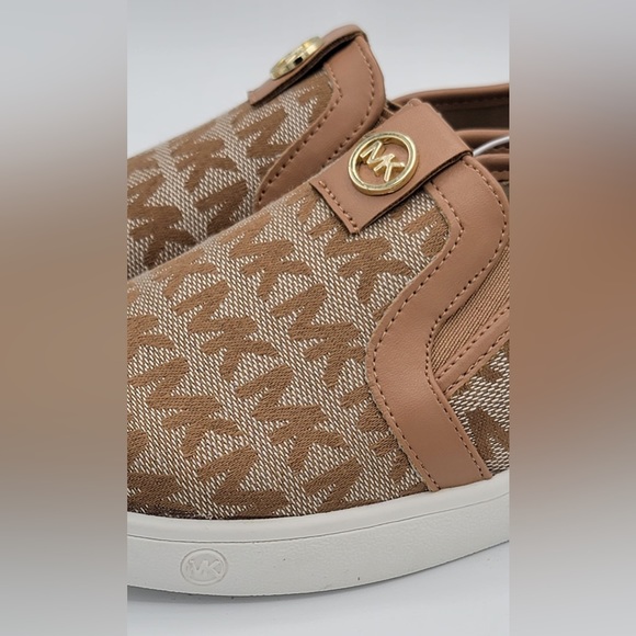 NEW MICHAEL KORS SLIP-ON SHOES FOR KIDS (GIRL) MK MONOGRAMS - Picture 4 of 10